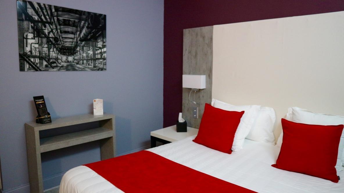 אז'ן Contact Hotel Le Provence מראה חיצוני תמונה