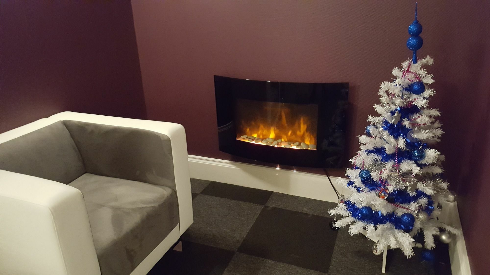 אז'ן Contact Hotel Le Provence מראה חיצוני תמונה
